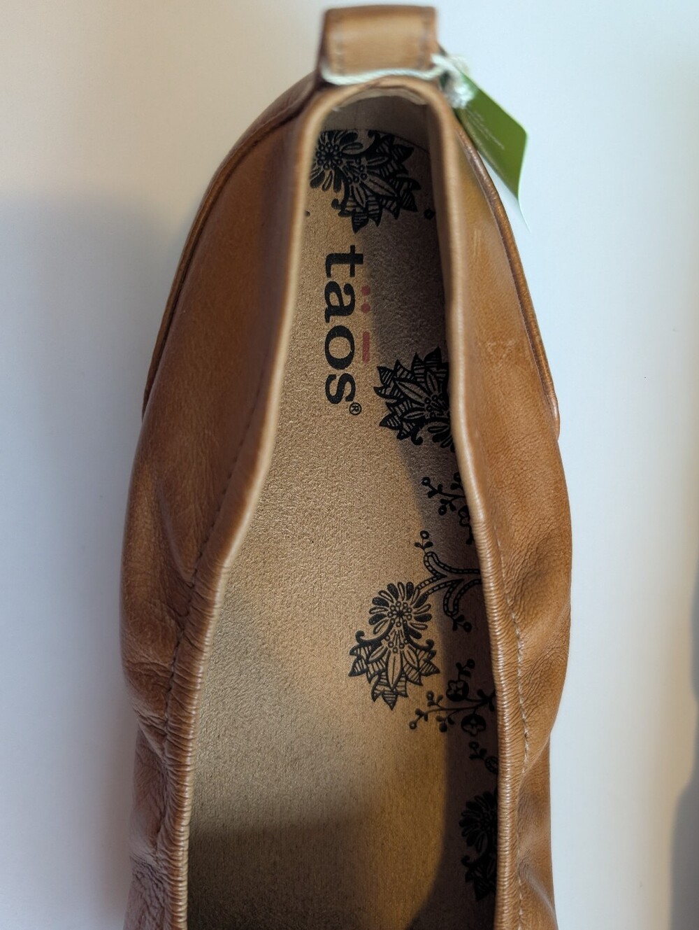 TAOS Women's Size 8.5 Chit-Chat Caramel Brown Leather Ballet Flat Comfort - Picture 9 of 14